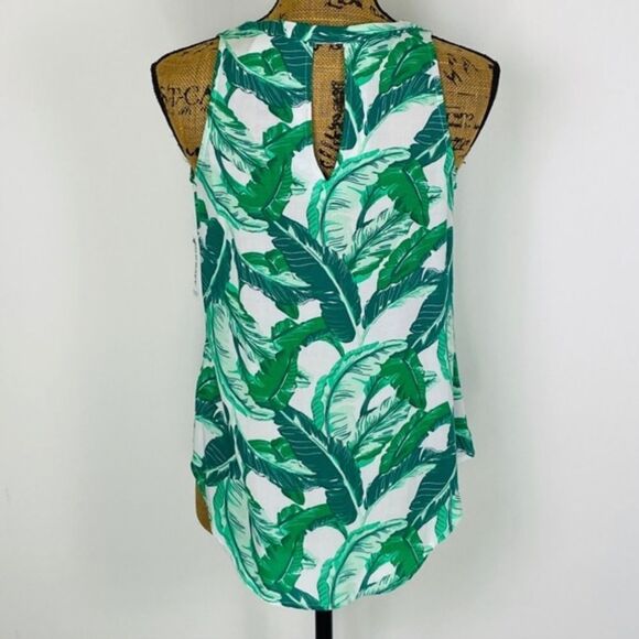 ✨ OLD NAVY Tropical Palm Leaf V Neck Tank Top✨ - Picture 4 of 6